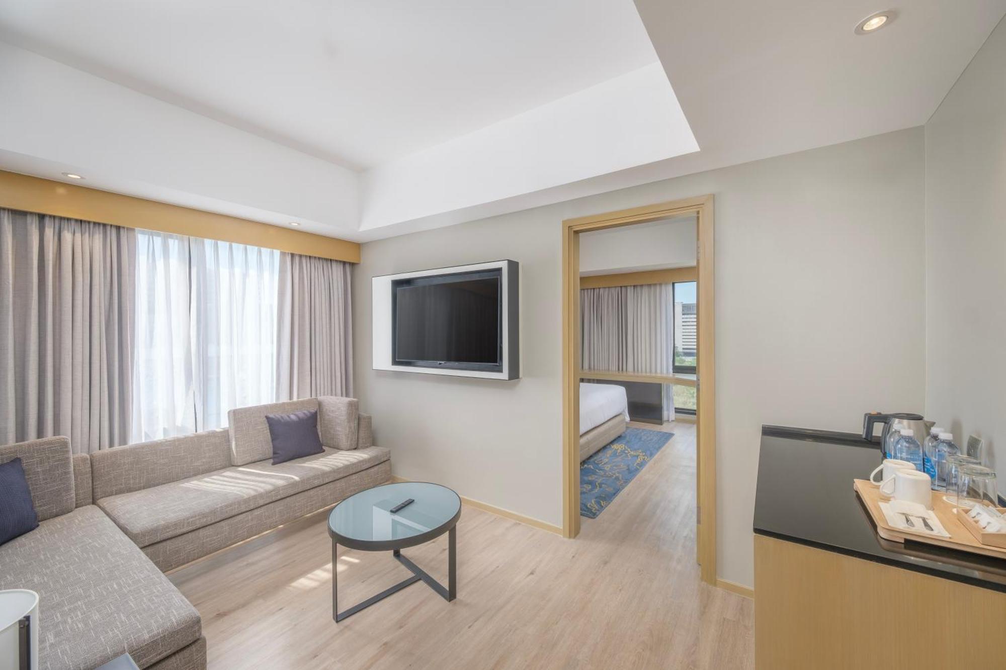מלון Paranaque City Seda Manila Bay מראה חיצוני תמונה